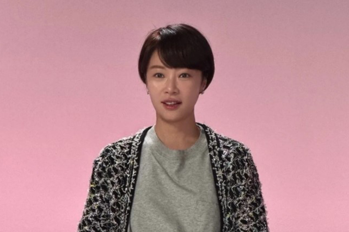 출처 : 황정음 SNS