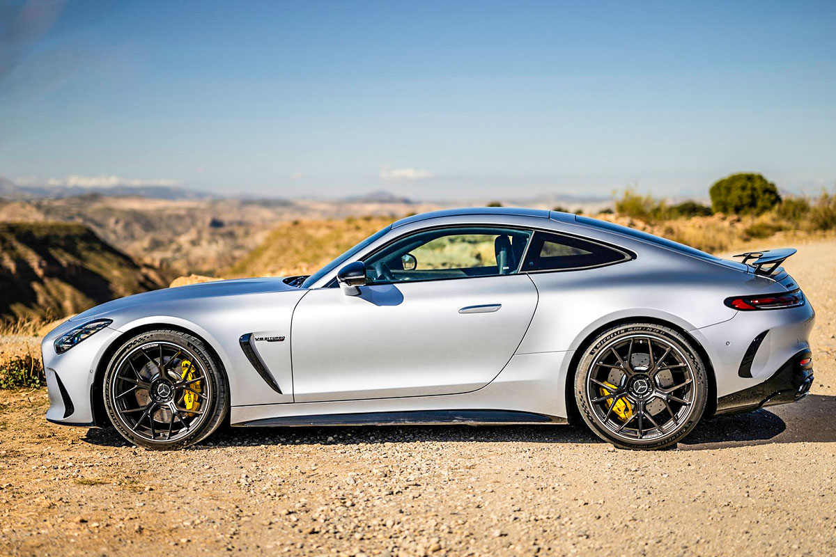 AMG-GT-55-벤츠-2세대-V8-바이터보-쿠페-고성능-개인화-론치에디션