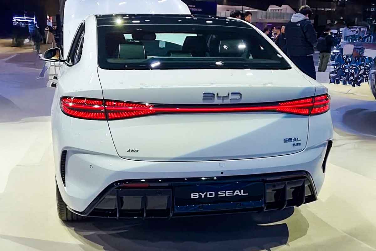 BYD-씰-전기차-530마력-AWD-국내출시-모델3-아이오닉6N-제로백-고성능EV