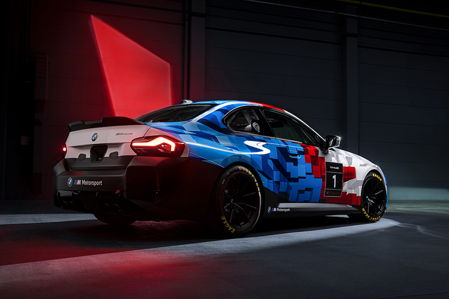 BMW M 모터스포츠, 엔트리 레이스를 위한 M2 레이싱 공개