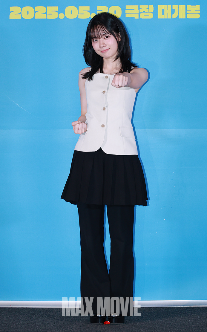 괴력의 태권도 소녀. 정유진 기자