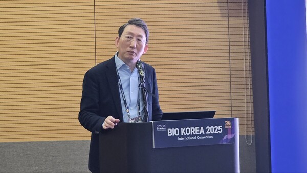 케이 조(Kei Cho) 킹스칼리지런던 교수는 7일 한국·영국·일본 3국으로 구성된 골든 트라이앵글 생명과학 오픈이노베이션을 조성해야 한다고 주장했다. / 김동명 기자