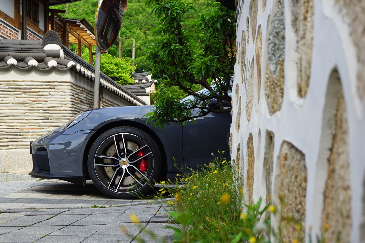 포르쉐 911 카레라4 GTS T-하이브리드 휠. / 허인학 기자