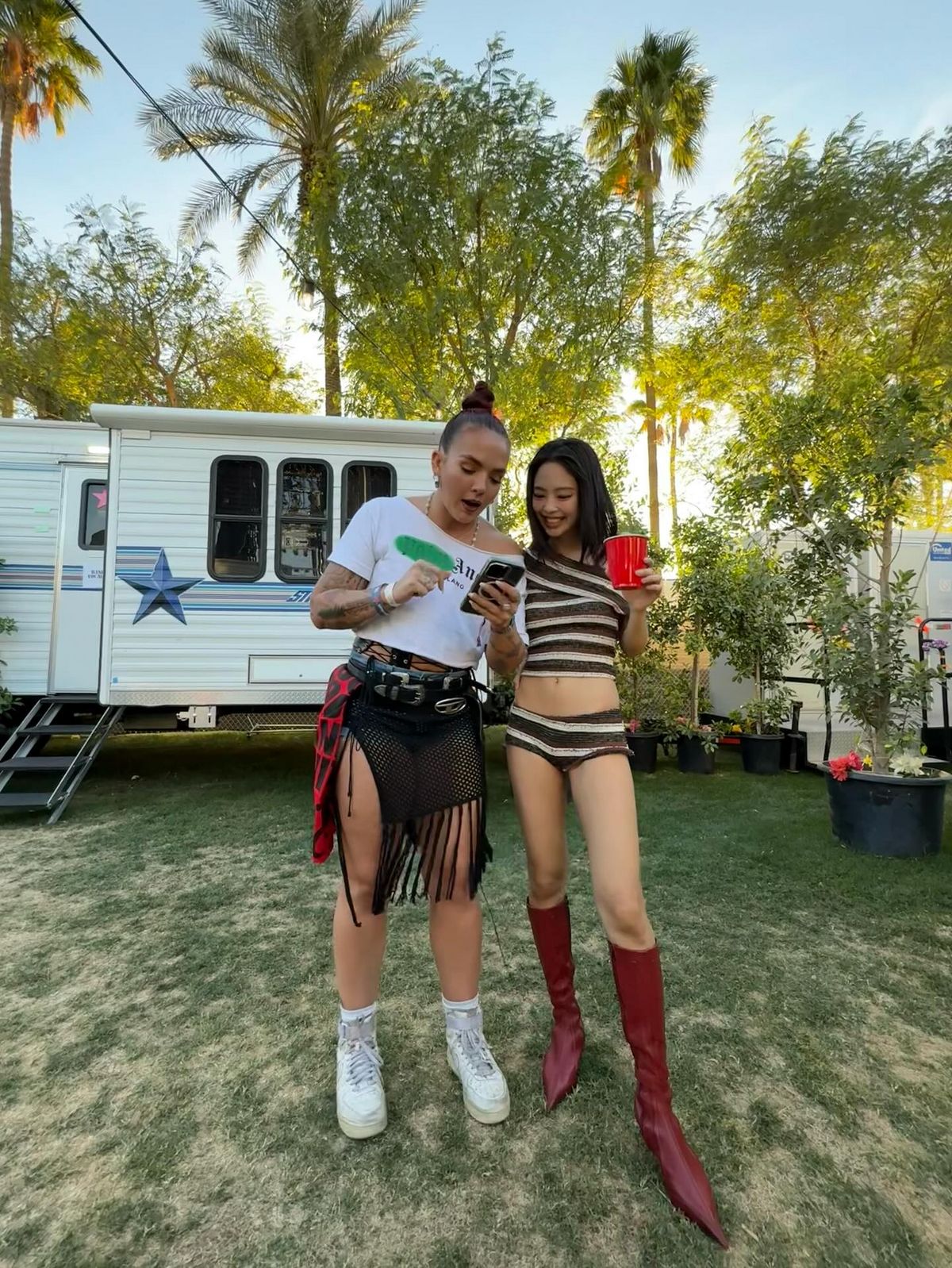 @jennierubyjane