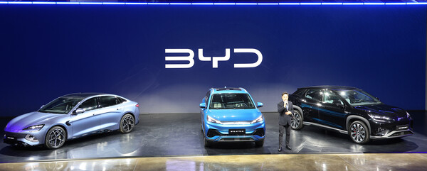 중국 자동차 업체 BYD(비야디)가 '아토3'을 선보이고 있다. [연합뉴스]