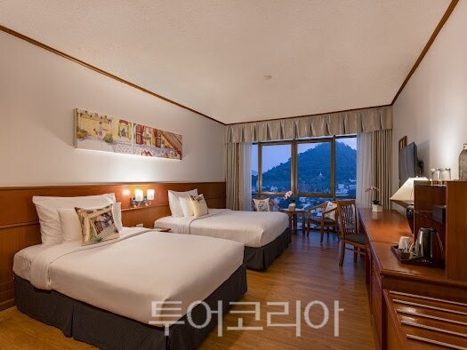  로얄푸껫시티호텔