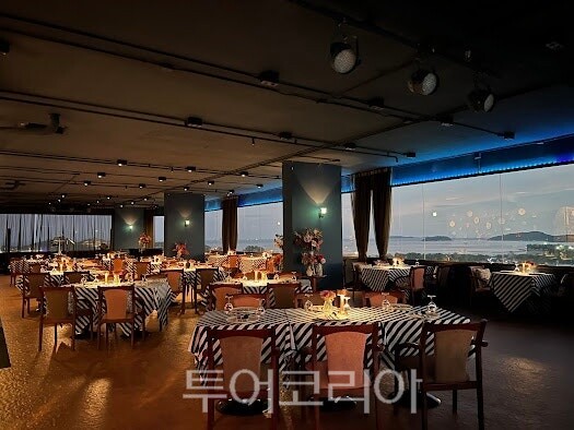  로얄푸껫시티호텔