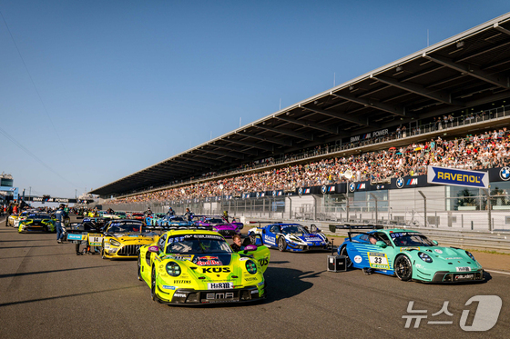 The photo shows the vehicle preparing for the start of the race. / Photo courtesy of the Toyota Gazoo Rookie Racing Joint Press Corps
