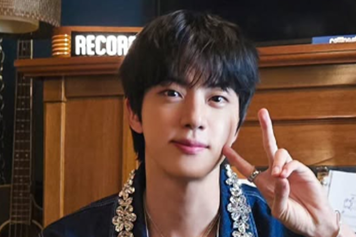 출처: 진 SNS