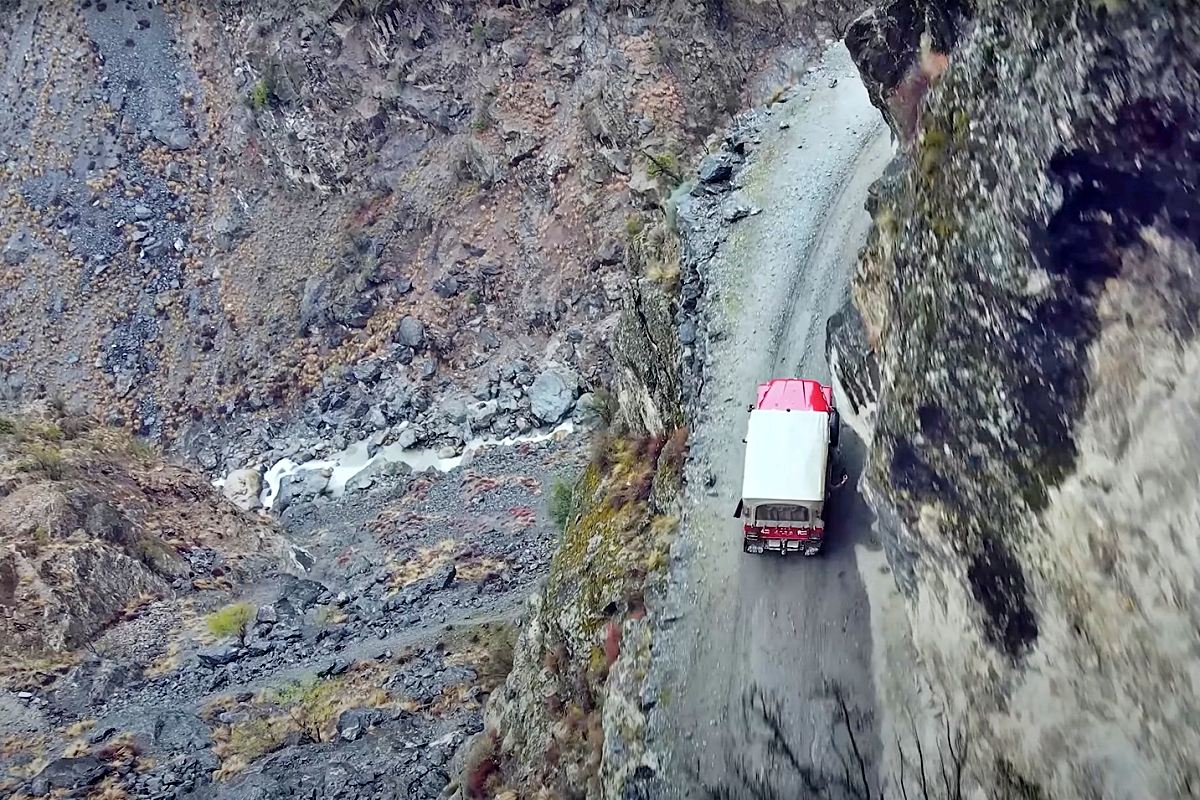 사진 출처 = 유튜브 채널 'Ruhi Çenet'