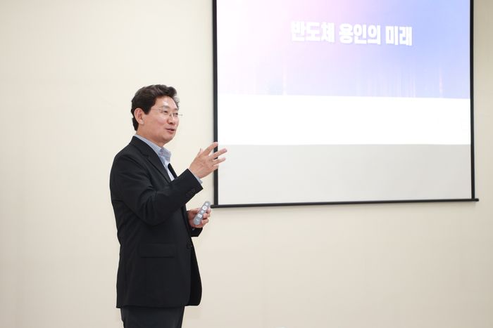 이상일 용인특례시장이 지난 19일 UNIST 과정에서 