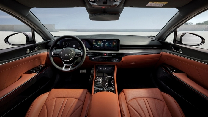 The 2026 K5 내장
