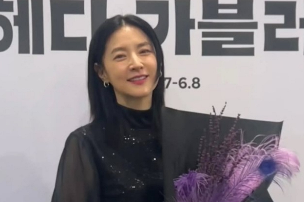 출처: 이영애 SNS