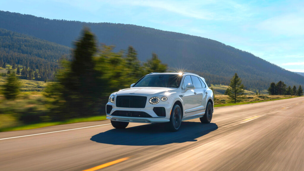 Bentley Bentayga Speed Unveiled (2)