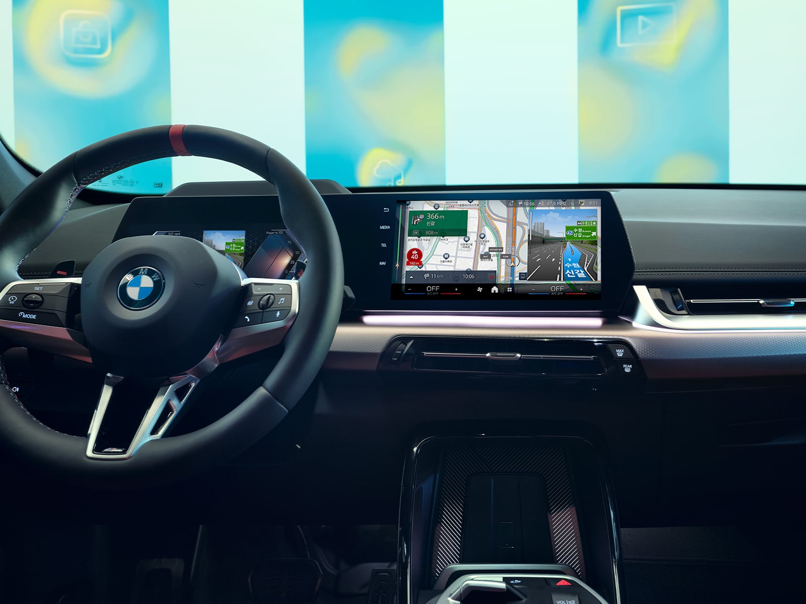 BMW X1에 장착된 티맵 기반 한국형 내비게이션./BMW 제공