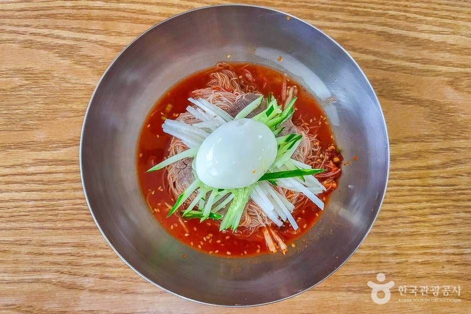 함흥곰보냉면 / 사진=한국관광공사@TourAPI