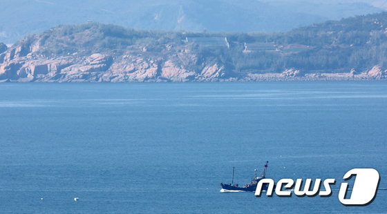 The waters near the Northern Limit Line (NLL) are seen from Yeonpyeong Island, Ongjin-gun, Incheon, South Korea. 2022.10.20