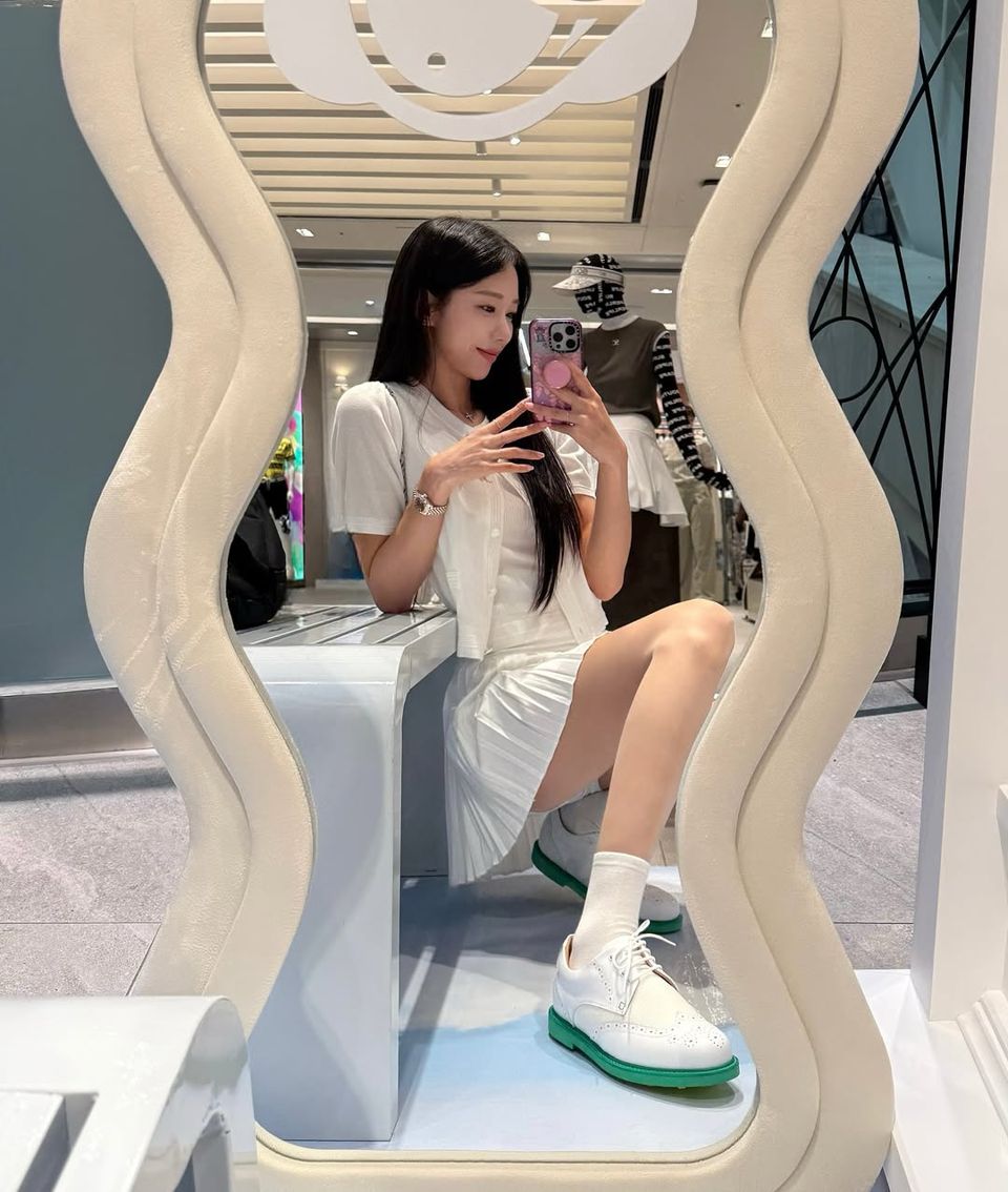 引用:ソン・ダヘのInstagramアカウント