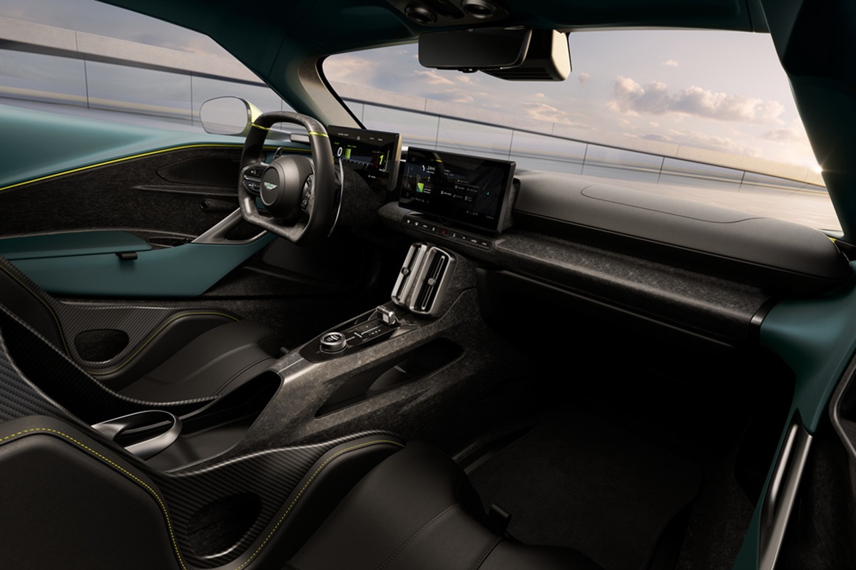 사진 출처 = '애스턴 마틴'