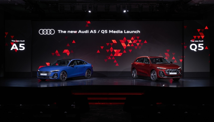 아우디 더 뉴 A5(왼쪽)와 더 뉴 Q5