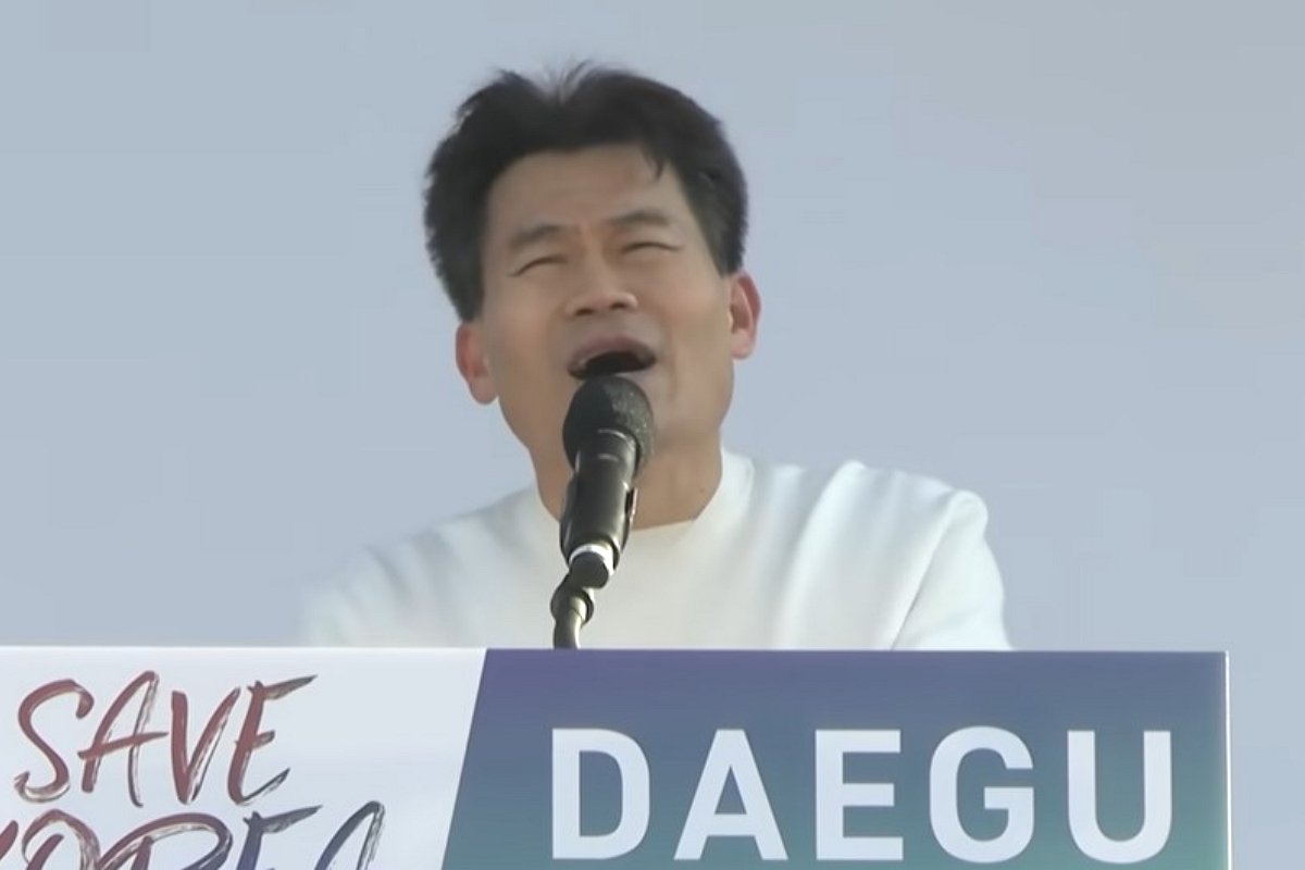 출처: 유튜브 ‘꽃보다전한길’