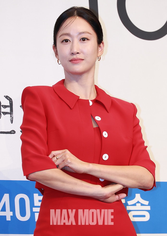 변호사 포즈. 정유진 기자