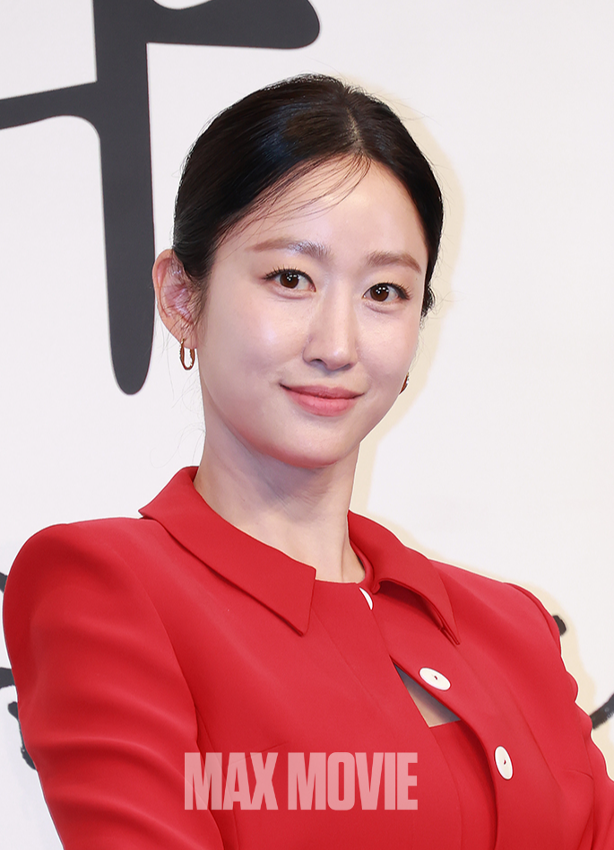 변호사만 3번째. 정유진 기자
