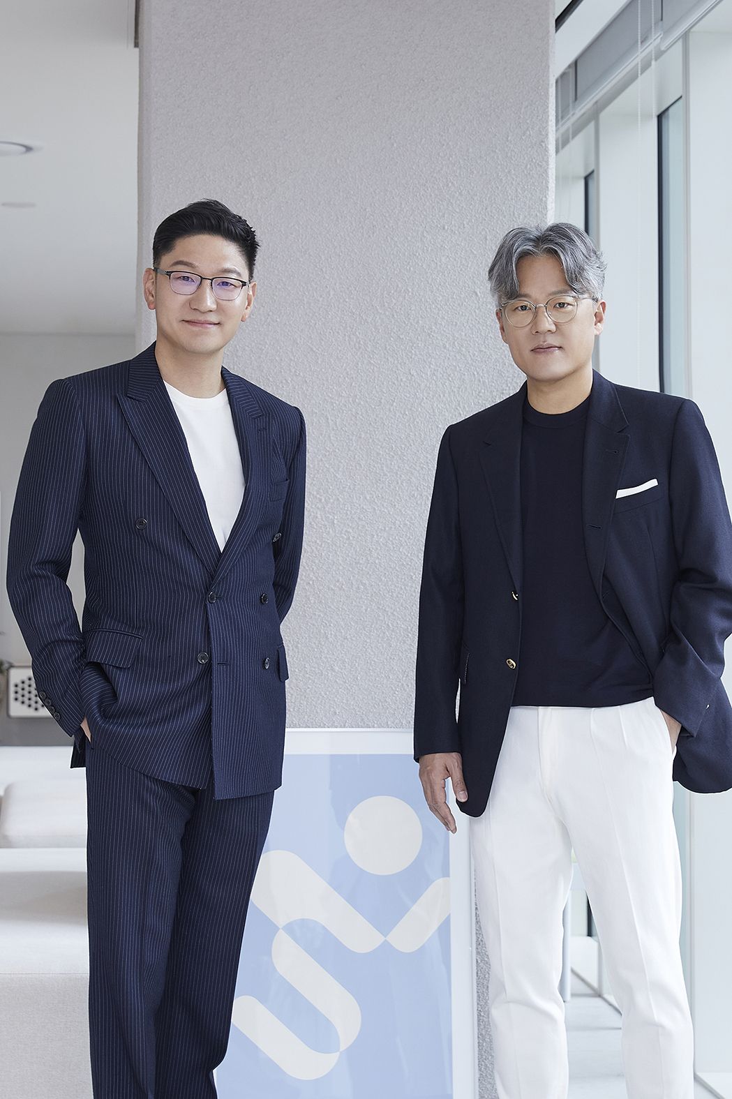 SM Entertainment co-CEOs Tak Young-jun (left) and Jang Cheol-hyuk (SM Entertainment)]