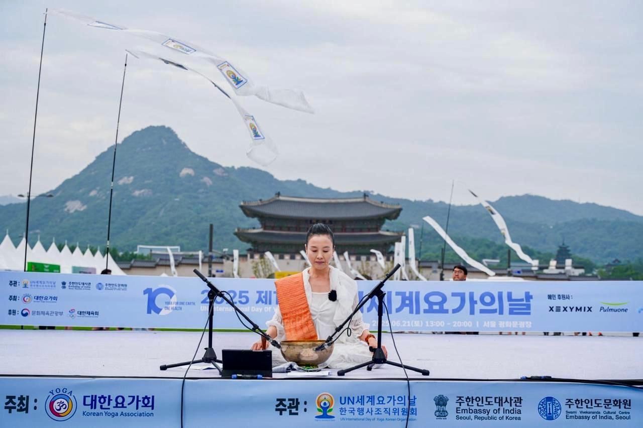 The Indian Embassy marks the 11th International Day of Yoga at Gwanghwamun Square on June 21. (Indian Embassy in Seoul)]