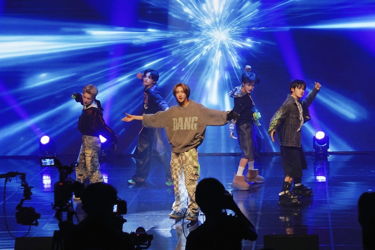 1Verse performs during the press conference held in Gangnam-gu, Seoul, Friday. (Singing Beetle)