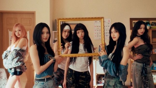(Credit: Starship Entertainment)]