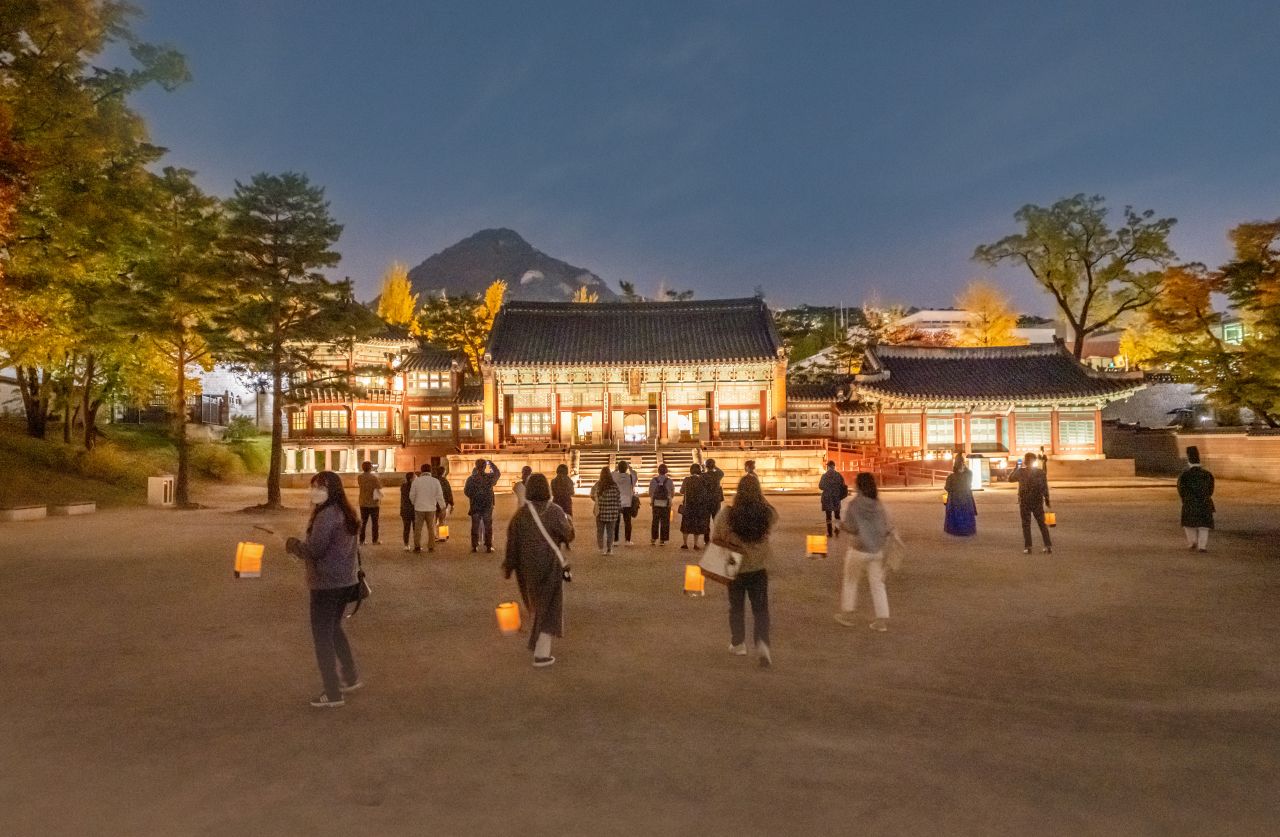 Gyeongbokgung in Jongno-gu, central Seoul (Korea Heritage Service)]