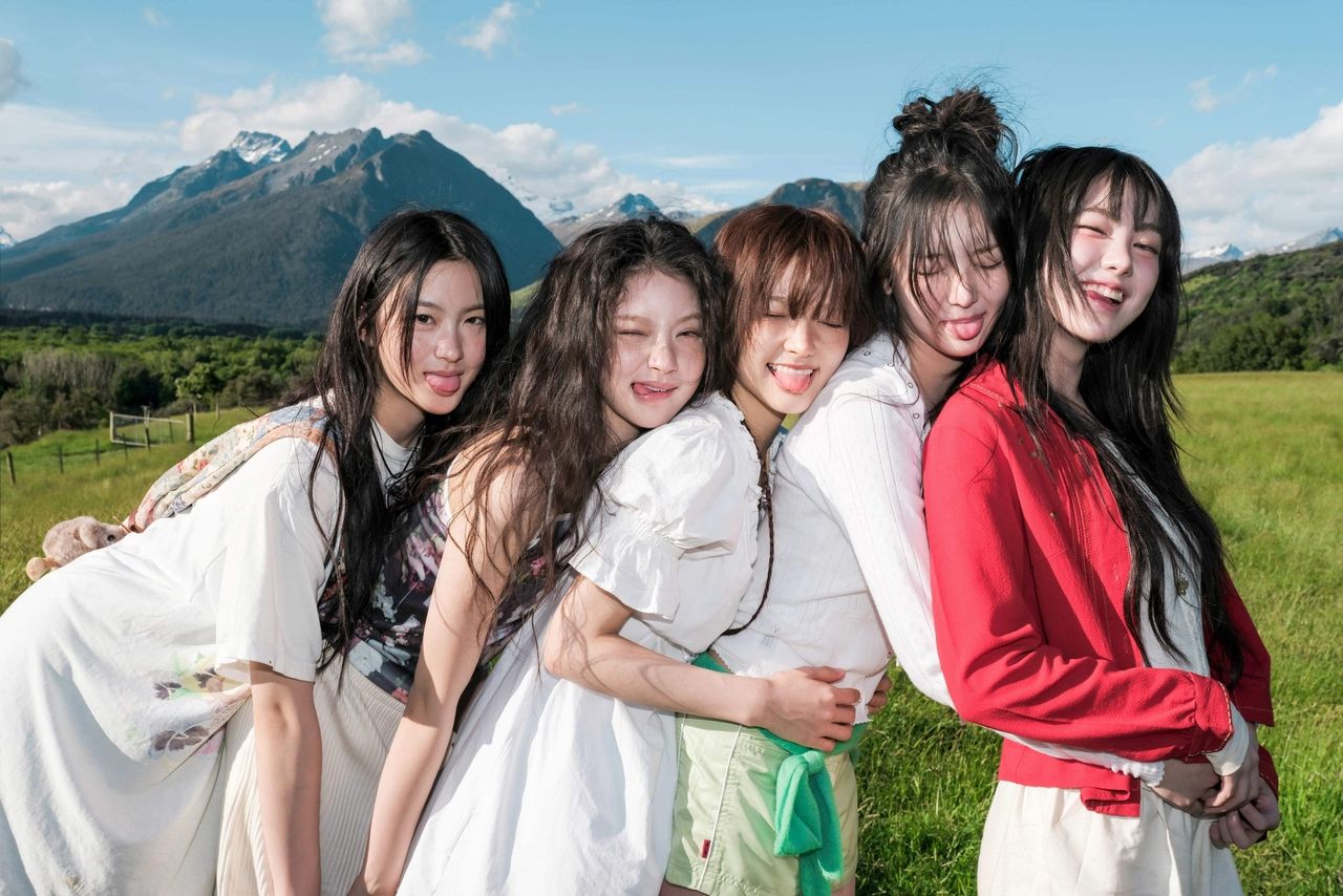 Rookie girl group KiiiKiii (Starship Entertainment)