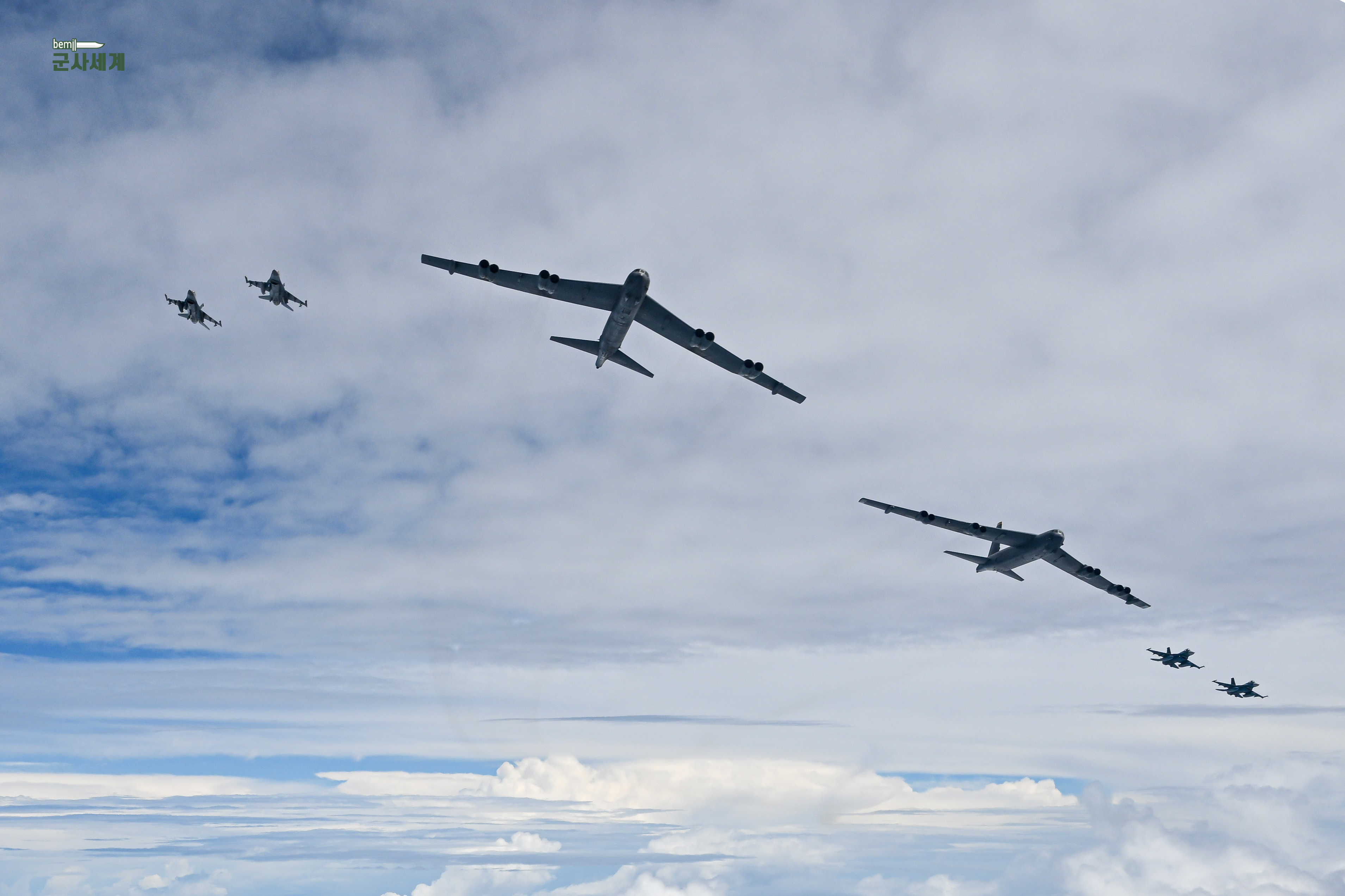 Joint aerial exercise conducted by South Korea, the U.S., and Japan with the deployment of a U.S. B-52H strategic bomber / Republic of Korea Joint Chiefs of Staff