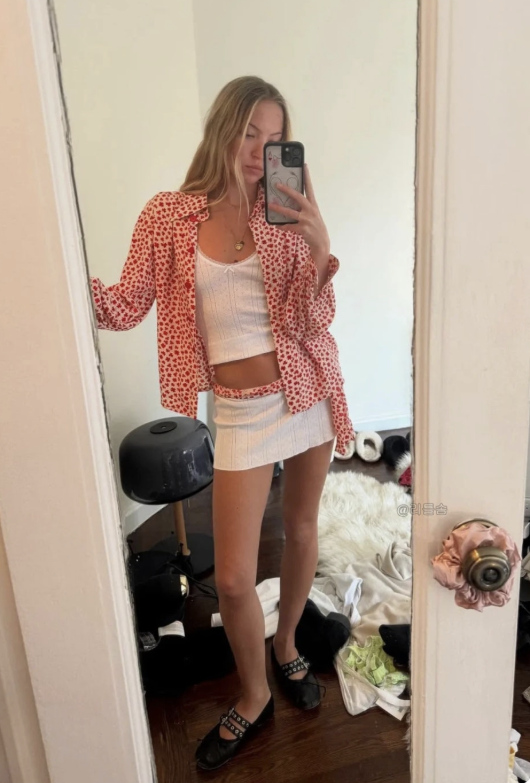 @lilamoss
