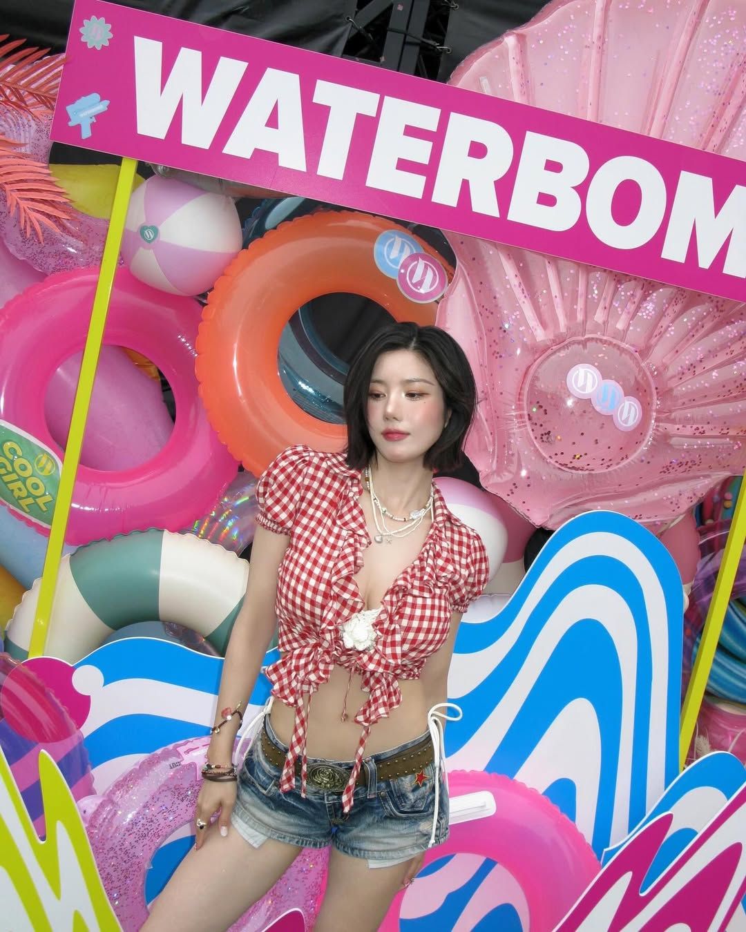 권은비 