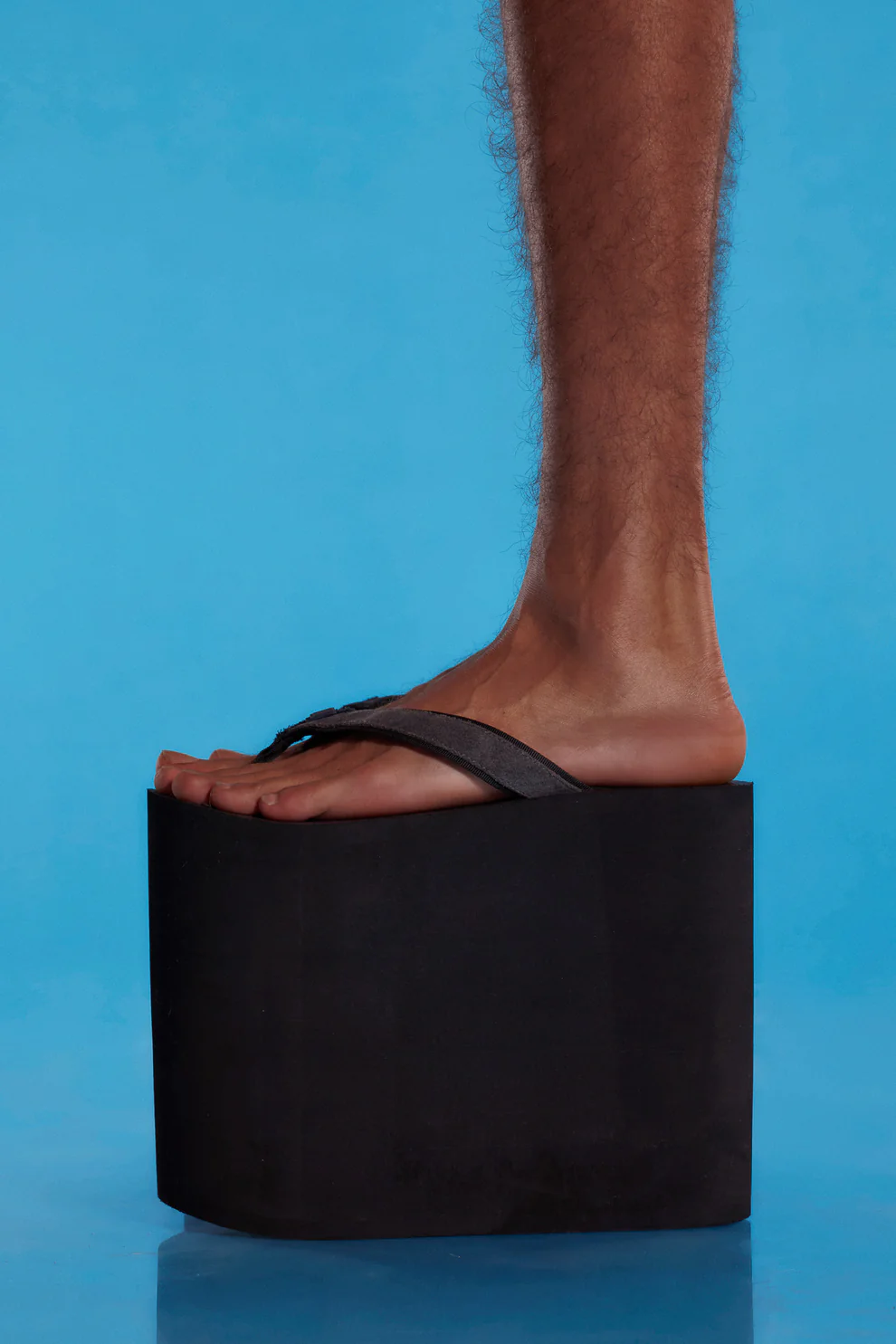 HUGE FLIP FLOP