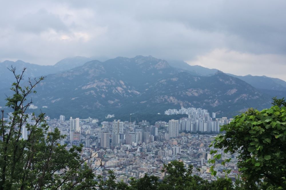 봉산 전망대에서 바라본 북한산 / 직접촬영