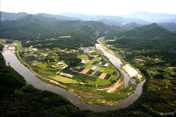적벽강 (ⓒ금산군청 대한민국 구석구석)