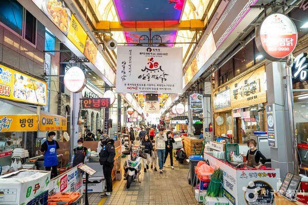 안동찜닭골목(안동구시장) /ⓒ한국관광공사 포토코리아-디엔에이스튜디오