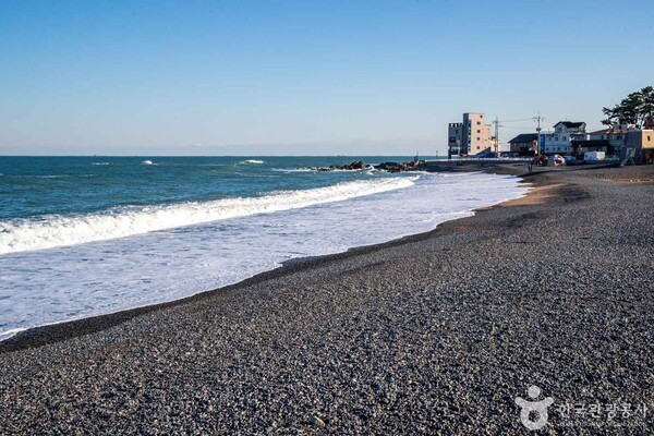 주전몽돌해변 (ⓒ한국관광공사 포토코리아-김지호)