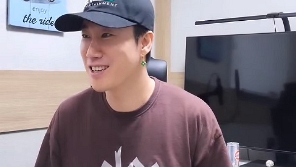[사진=산이 SNS]