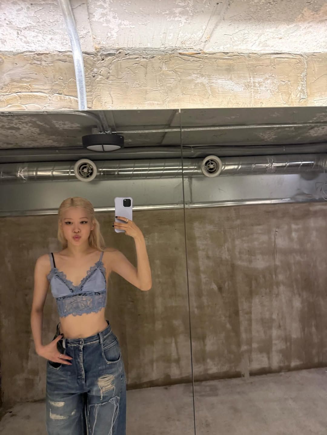 @roses_are_rosie