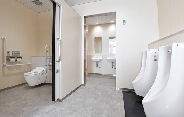 school-toilet