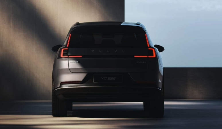 볼보 XC70 하이브리드 내달 출시예정 EV모드 주행거리는?
