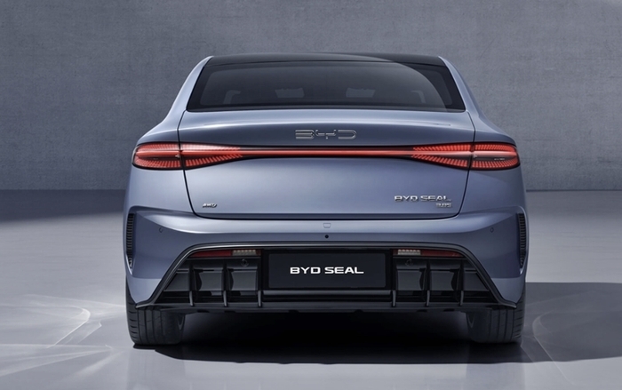 BYD씰 모델. 사진 | BYD코리아