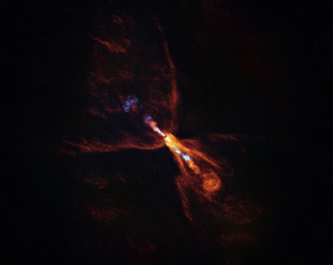 引用:ALMA(ESO/NAOJ/NRAO)/M. McClure et al.