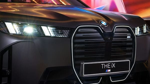 뉴 iX. [사진=BMW]