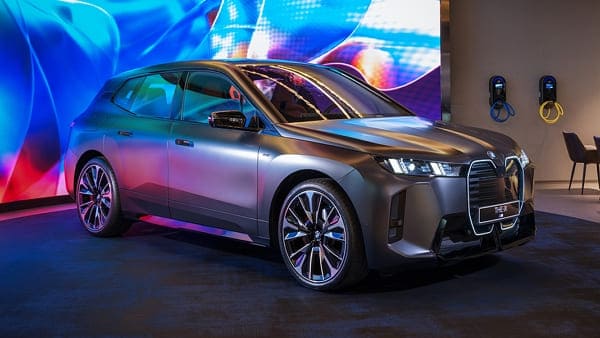 뉴 iX. [사진=BMW]