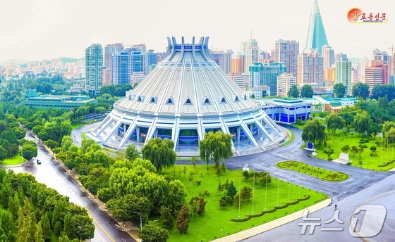 On August 24, the Rodong Sinmun, the official newspaper of the Workers\' Party of Korea, reported that the Pyongyang Ice Rink had been modernized in line with the demands of a new era aimed at civilizational revival / Rodong Sinmun